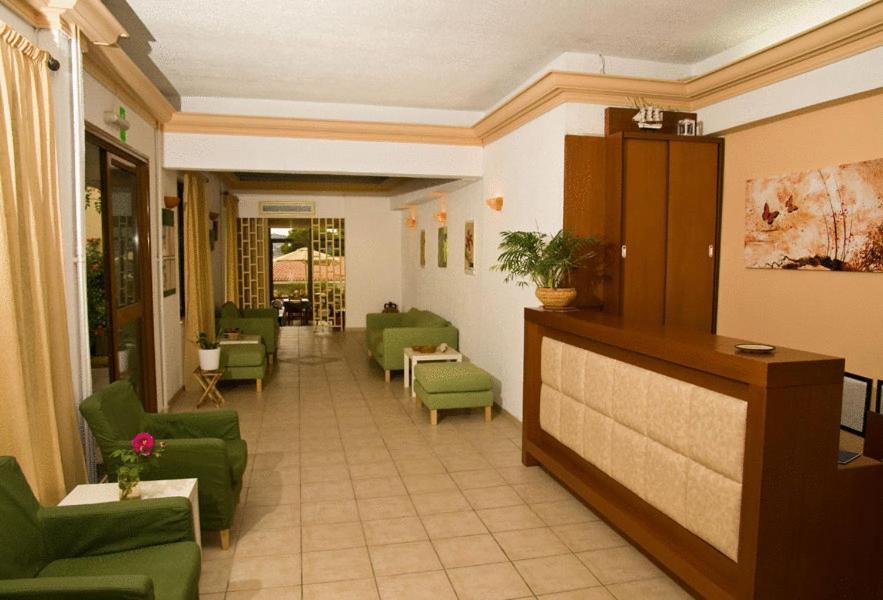 Hotel Afea Agia Marina  Buitenkant foto