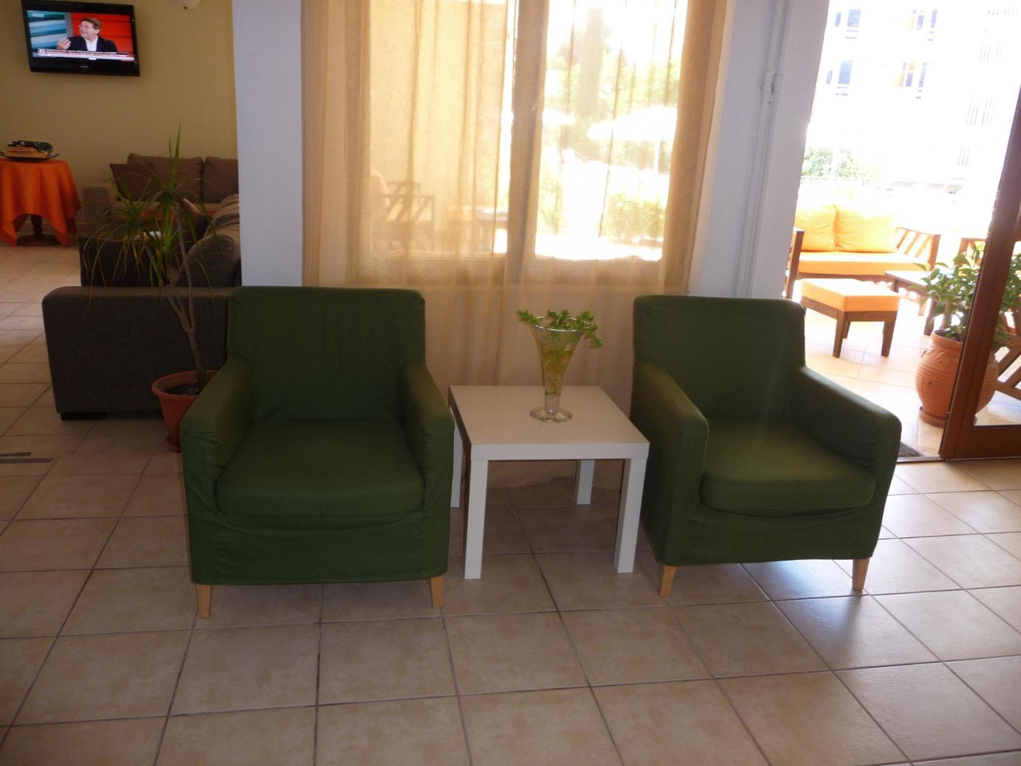 Hotel Afea Agia Marina  Buitenkant foto